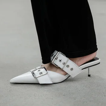 2022 Нови европейски и американски Baotou метални панковские чехли голям размер обувки с високи токчета в стил Baotou, модни дамски обувки с остри пръсти, и катарамата на колана