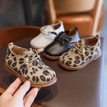Нова детски обувки За момичета, корейската версия, Леопардовые обувки на Принцесата, Детска Танцова Кожени обувки За изяви на Пролетта Autu XZ090